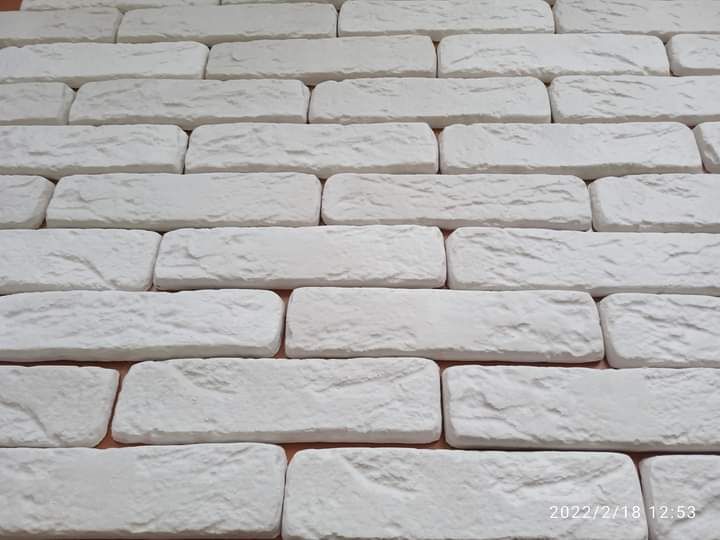 Гіпсова плитка (рим)