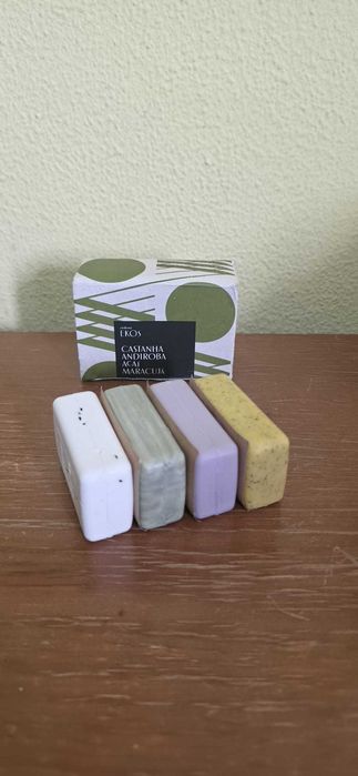 Kit Sabonete em Barra Puro Vegetal  Ekos