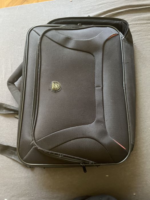 Torba na laptopa PORT DESIGNS Courchevel Clamshell 17.3 cali Czarnny