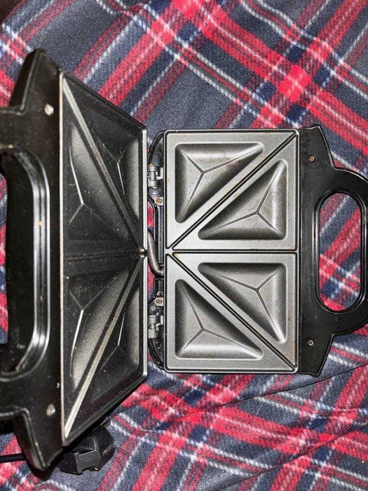 Вафельниця TEFAL