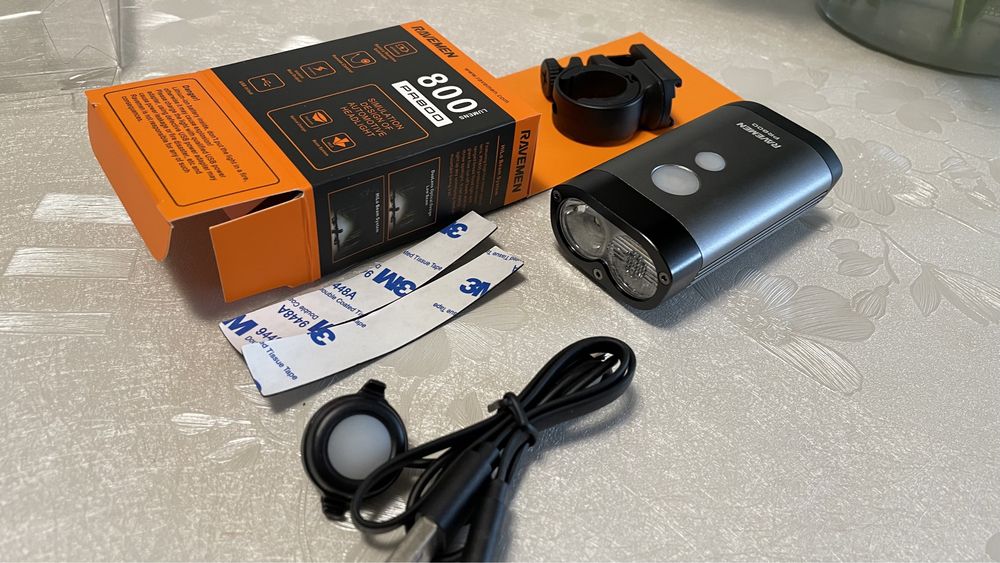 Фара велосипедна передня Ravemen PR800 USB 800 люмен