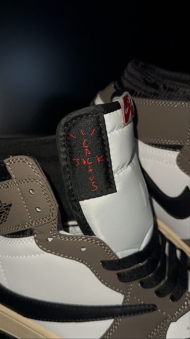 Jordan 1 travis.