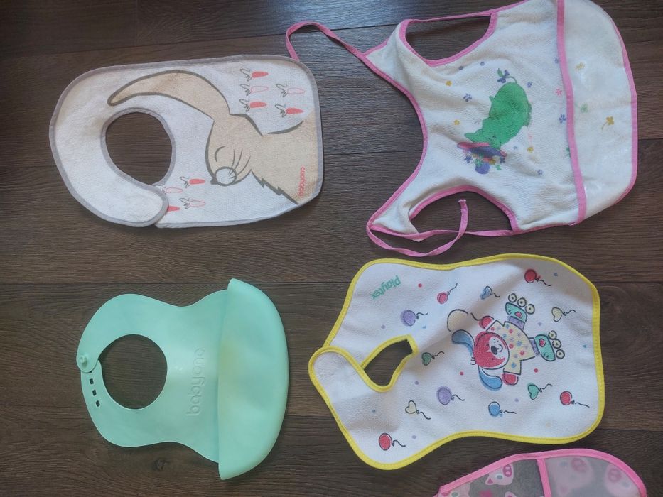 Sliniak śliniak paka ubrań gumowy zestaw komplet