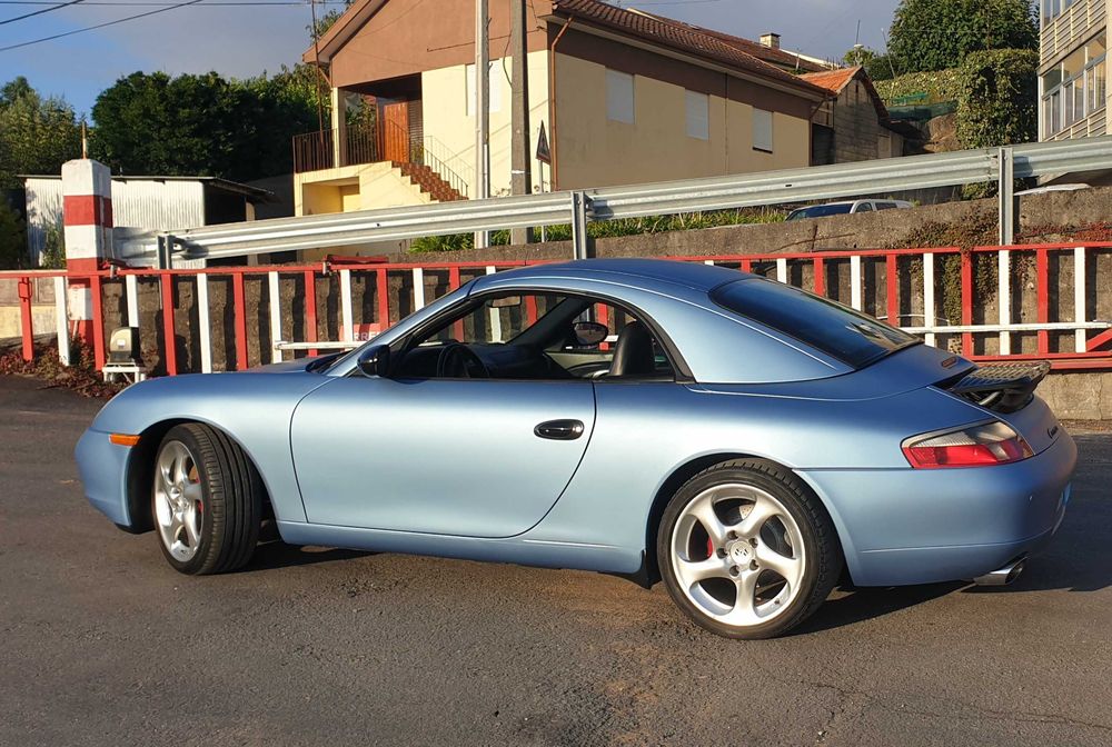 Porsche 911 (996) Carrera Cabrio Manual + HARDTOP – 2000 – 160.000 km