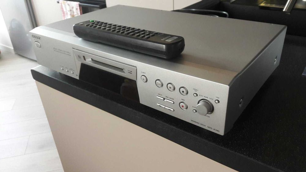 мини дисковая дека Sony-MDS 440\330 с пультом\наработка 181час!