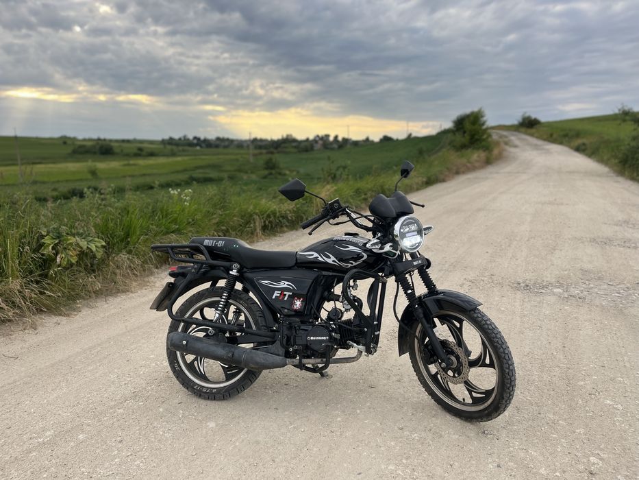 Продам або обміняю мустанг фіт 125 на ваз !