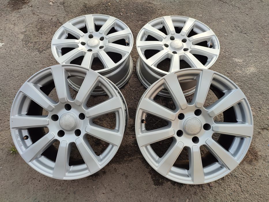 Оригінальні титанові дискі BMW.R17,5/120et30.