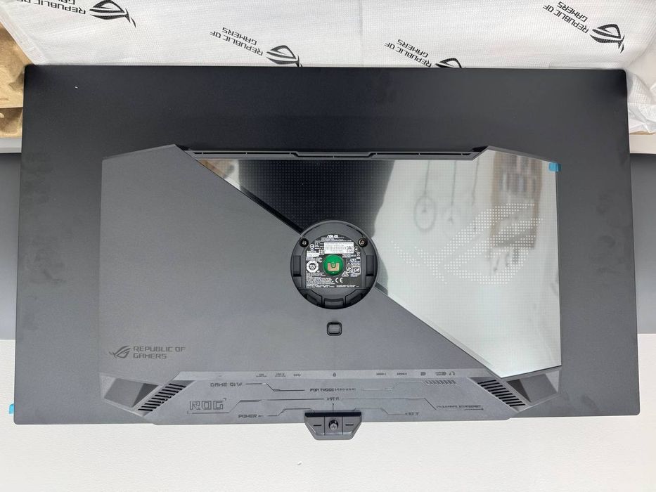 Монітор ASUS ROG Swift Oled PG32UCDMR