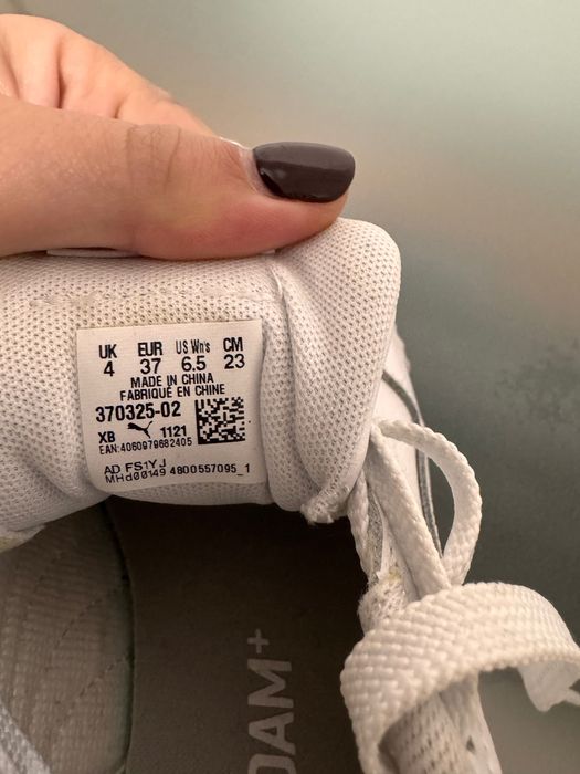 Sapatilhas puma brancas