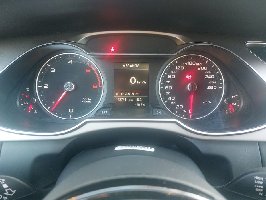 Audi A4 s-line b8.5 2.0 tdi 143cv