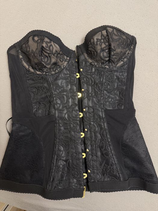 корсет жіночий чорний
