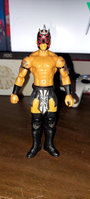 Vários figuras WWE