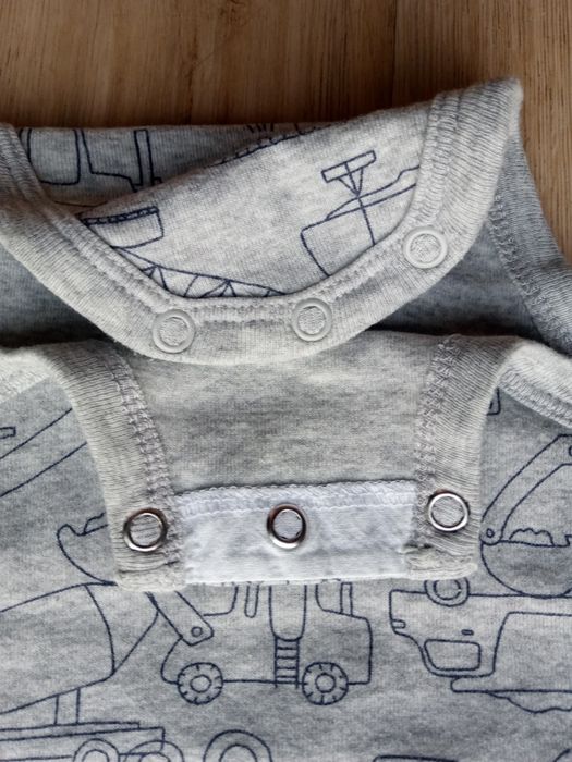 Body krótki rękaw Carts 18m szare w auta