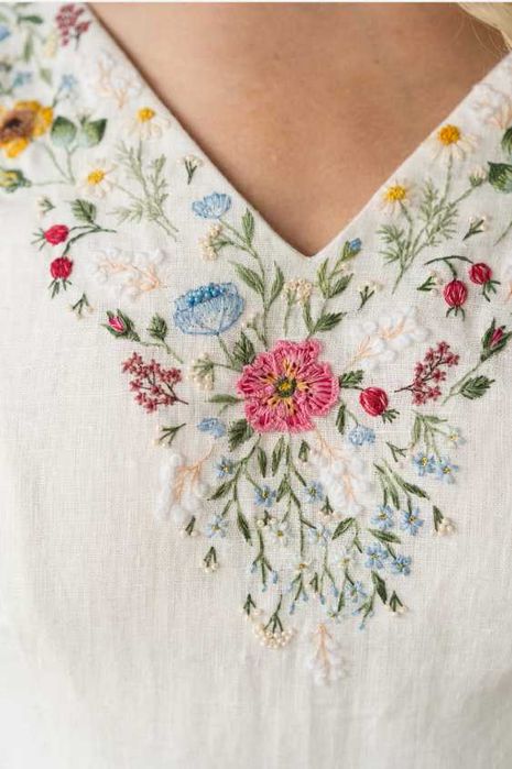 38/40 ręcznie haftowana suknia ślubna w stylu rustykalnym/boho