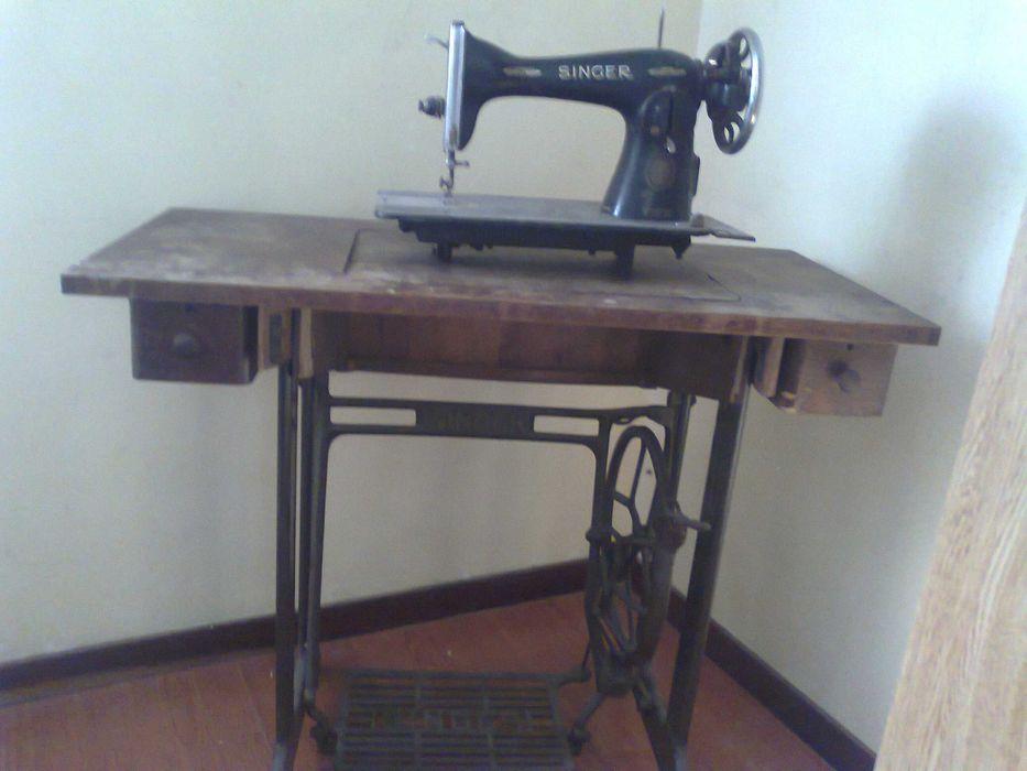 maquina de costura antiga