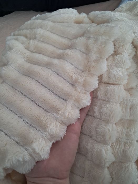 Luksusowy przytulny Koc/Narzuta Nowy