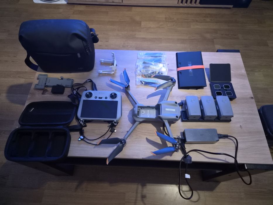 Dron Air2s cały komplet