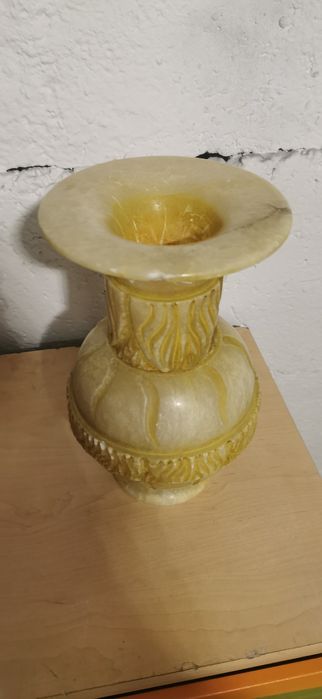 wazon onyks,alabastru