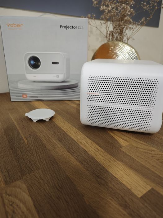 Projetor Yaber portátil Sond By JBL