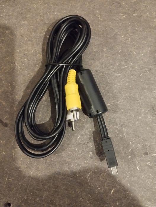 RCA Cables – Multiple Outputs64738500200961120