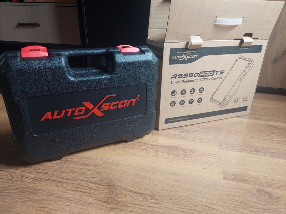 Tester diagnostyczny Autoxscan RS 950 Pro TS + programator czujników