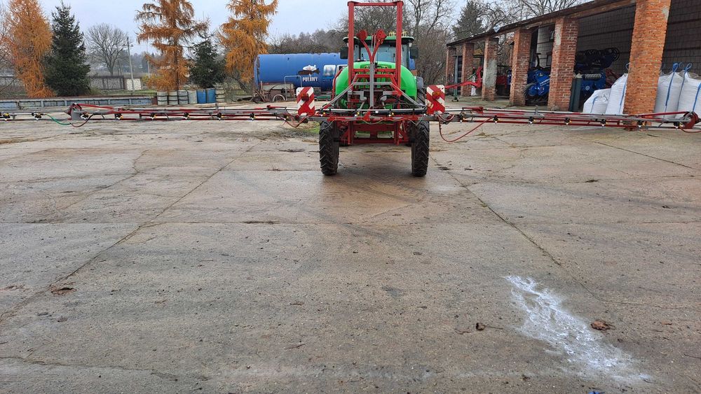 Opryskiwacz Krukowiak Apollo 2000 , lance hydrauliczne 15 m
