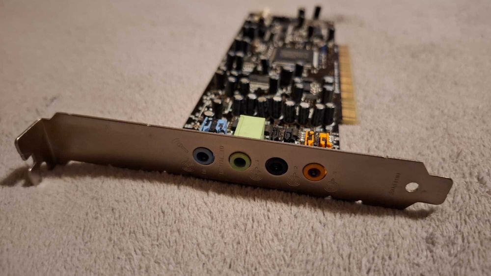 Sound blaster audigy Se karta dzwiękowa