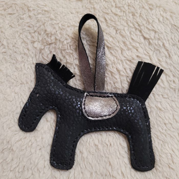 Трендовий брелок/ підвіс - лошадка поні