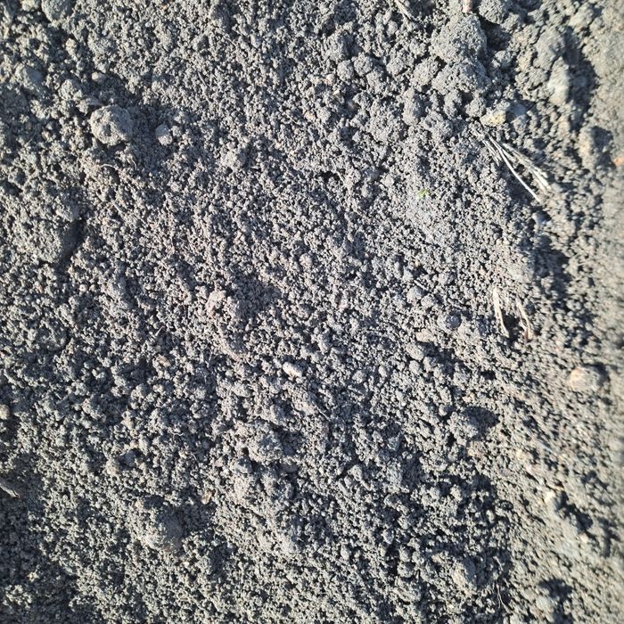 Ziemia czarnoziem  przesiany