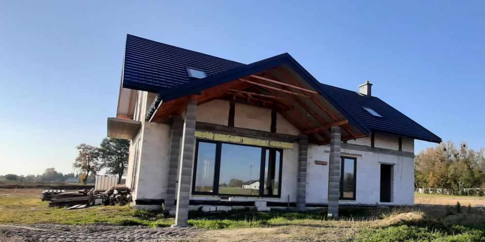 Duży funkcjonalny dom.Sypialnia z łazienką i garderobą+3 pokoje