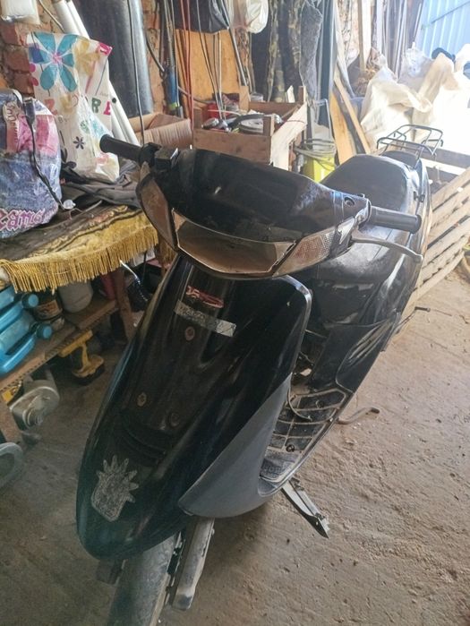 Продам скутер Сузукі сепія, РС в не погануму стані