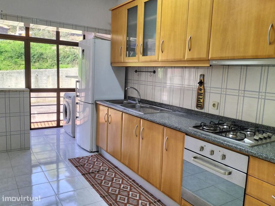 Andar T4 +1, Duplex em S. Martinho do Bispo