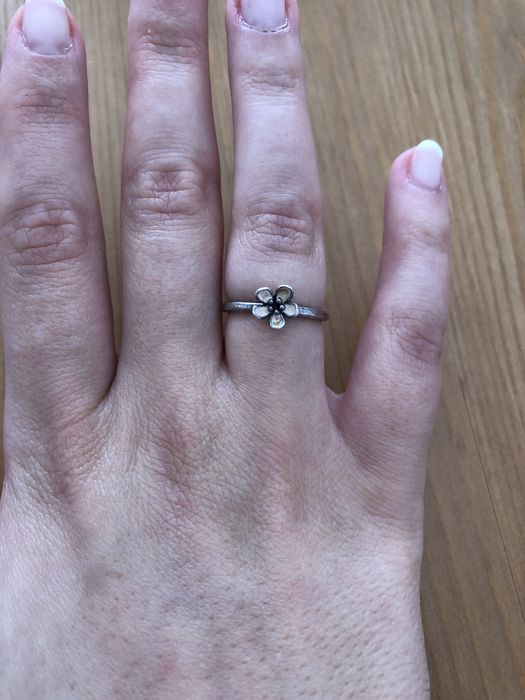 Anél Pandora como novo