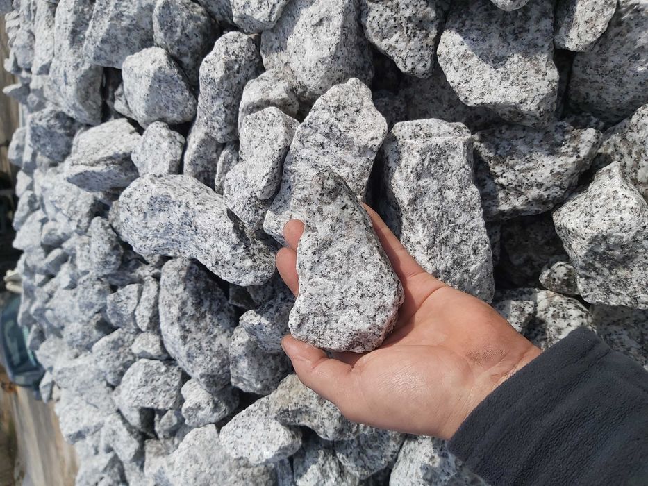 Kamien ozdobny, ogrodowy, kora, tłuczeń, granit, bazalt, gabion