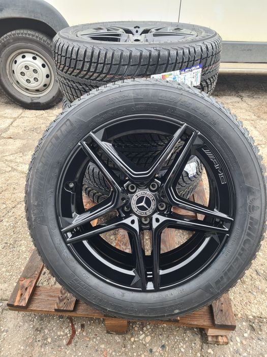 Komplet nowe oryginał koła zimowe Mercedes glc amg 235/55/19 michelin