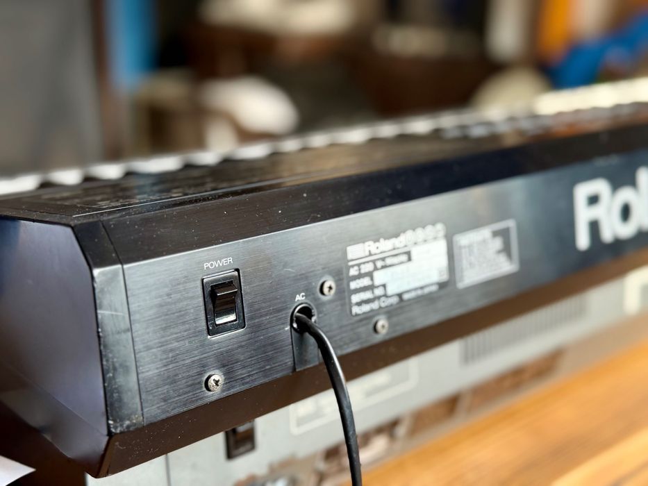 Roland D10 Syntezator + futerał + karta M-256E!!! Nie D50 stan bdb