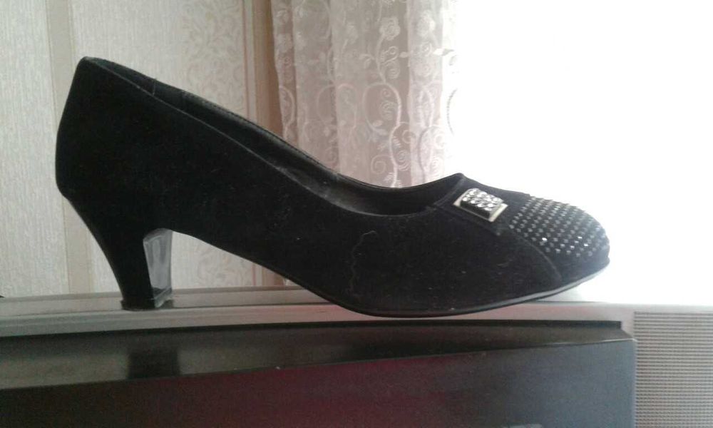 Туфли замшевые 41 р