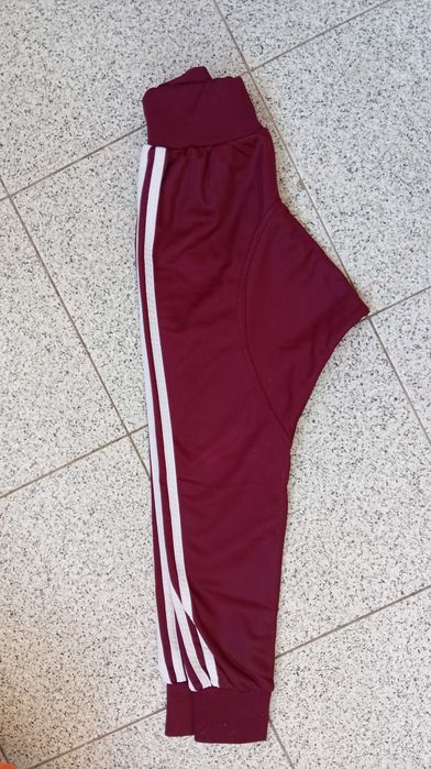 Calças adidas 6-8 anos