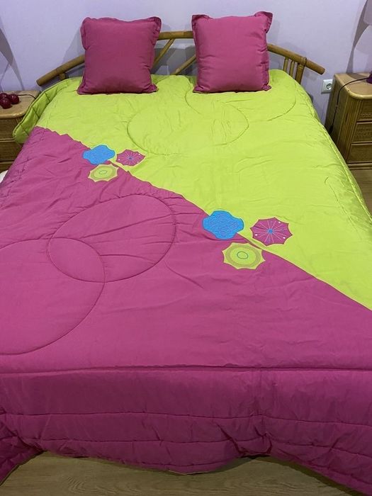 Conjunto de edredon de casal e Cortinas