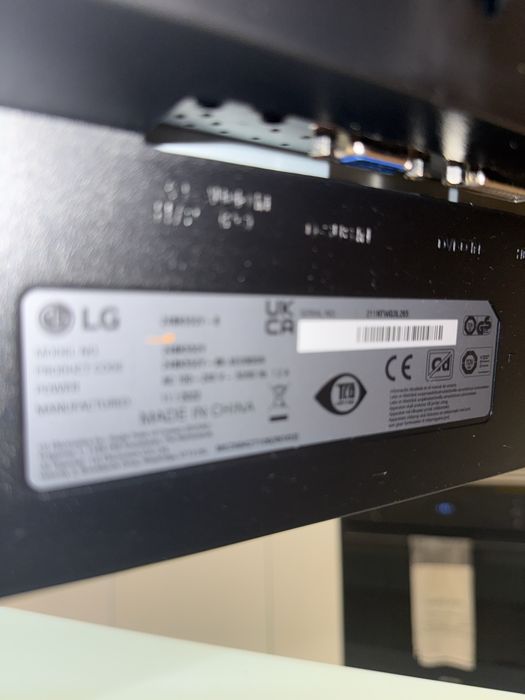 Monitor LG 24BK550Y 24” IPS Full HD como novo