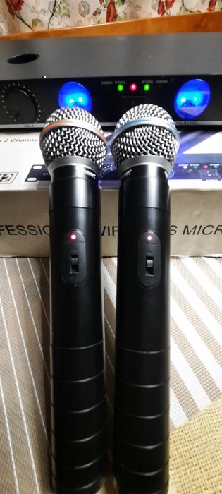 Sprzedam mikrofony Azusa  LS 82 ,Stan dobry.