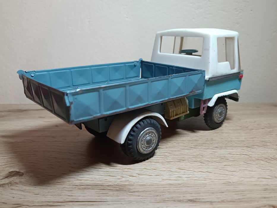 Zabawka PRL Żbik Stan Kolekcjonerski