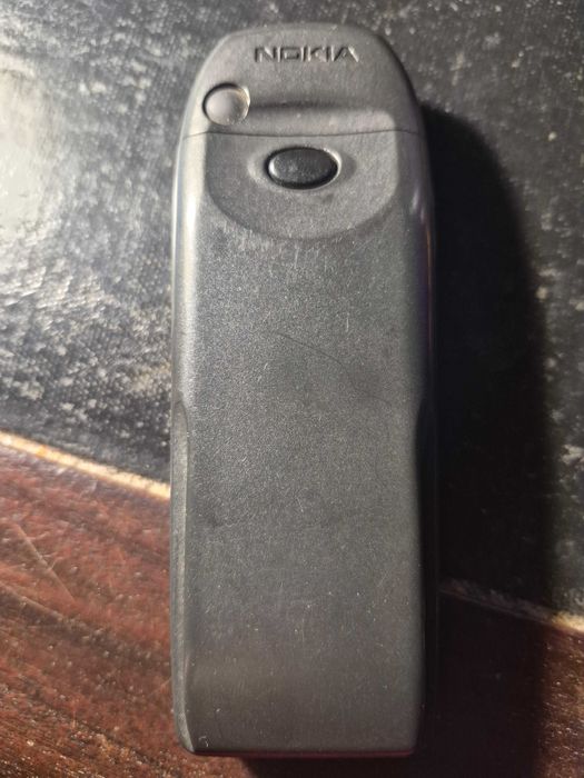 Телефон кнопочный Nokia 6210