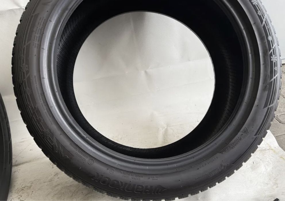 Шини 7.2 мм 2021 рік 245/45 R19 Hankook зима комплект