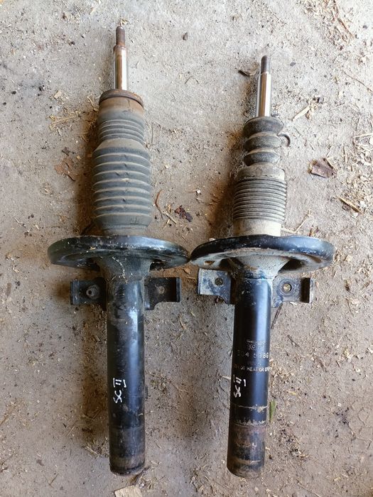 Amortyzatory przód Renault Scenic II Megane II Grand Scenic II