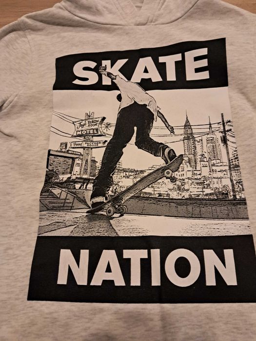 Bluza C&A - rozmiar 146/152 - stan bardzo dobry