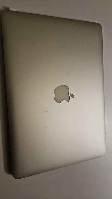 Macbook Pro a1502 (i5-5257u》16RAM》120SSD)