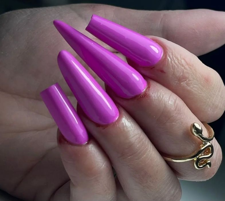 Unhas de gelinho pestanas e depilacao a laser.