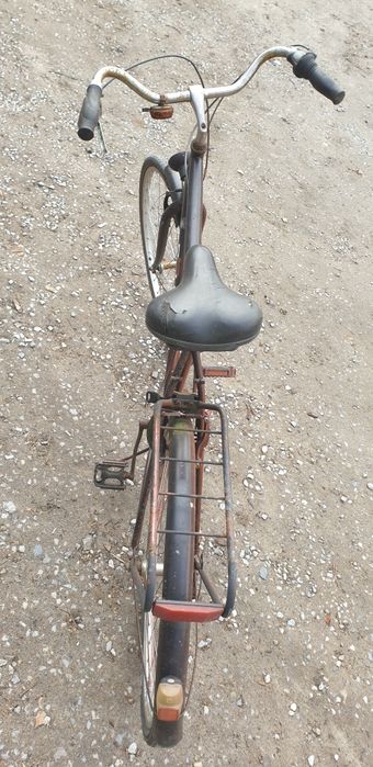 Stary rower pelikaan