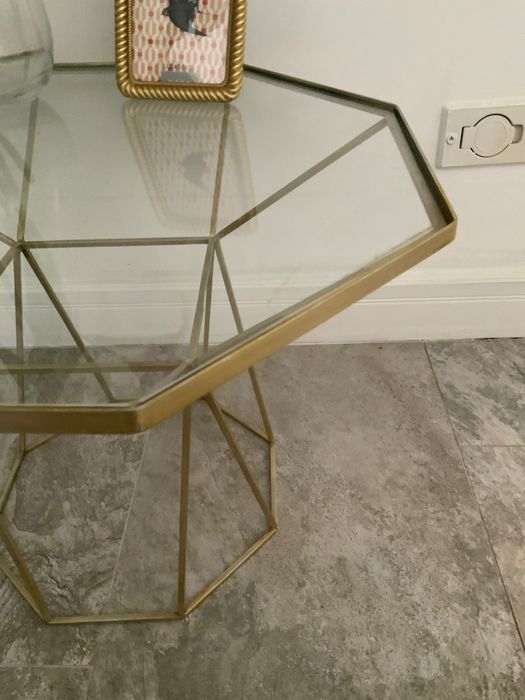 Mesa de vidro octogonal